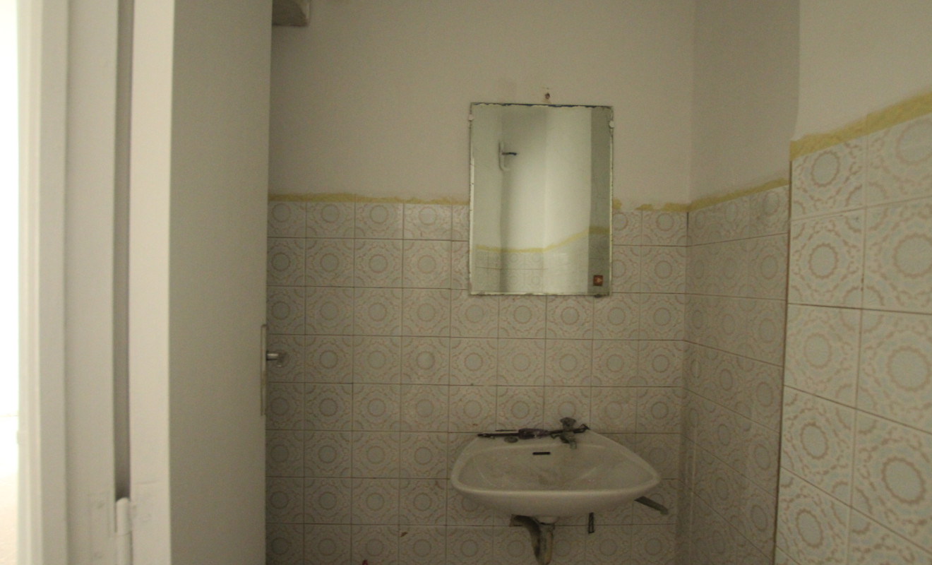 Reventa - Local comercial - Barcelona - Eixample / Sagrada Família
