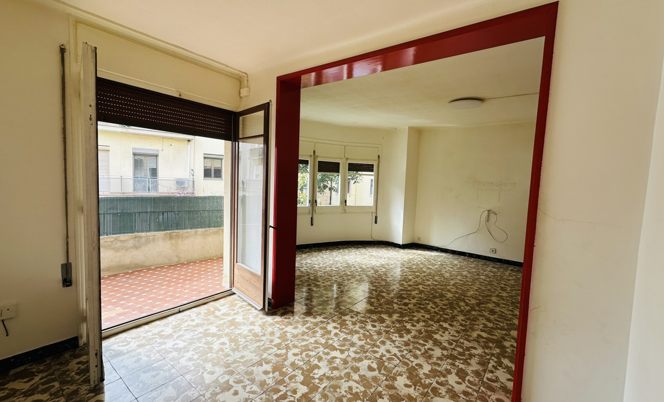 Reventa - Apartamento / piso - Cornellà de Llobregat - Gavarra