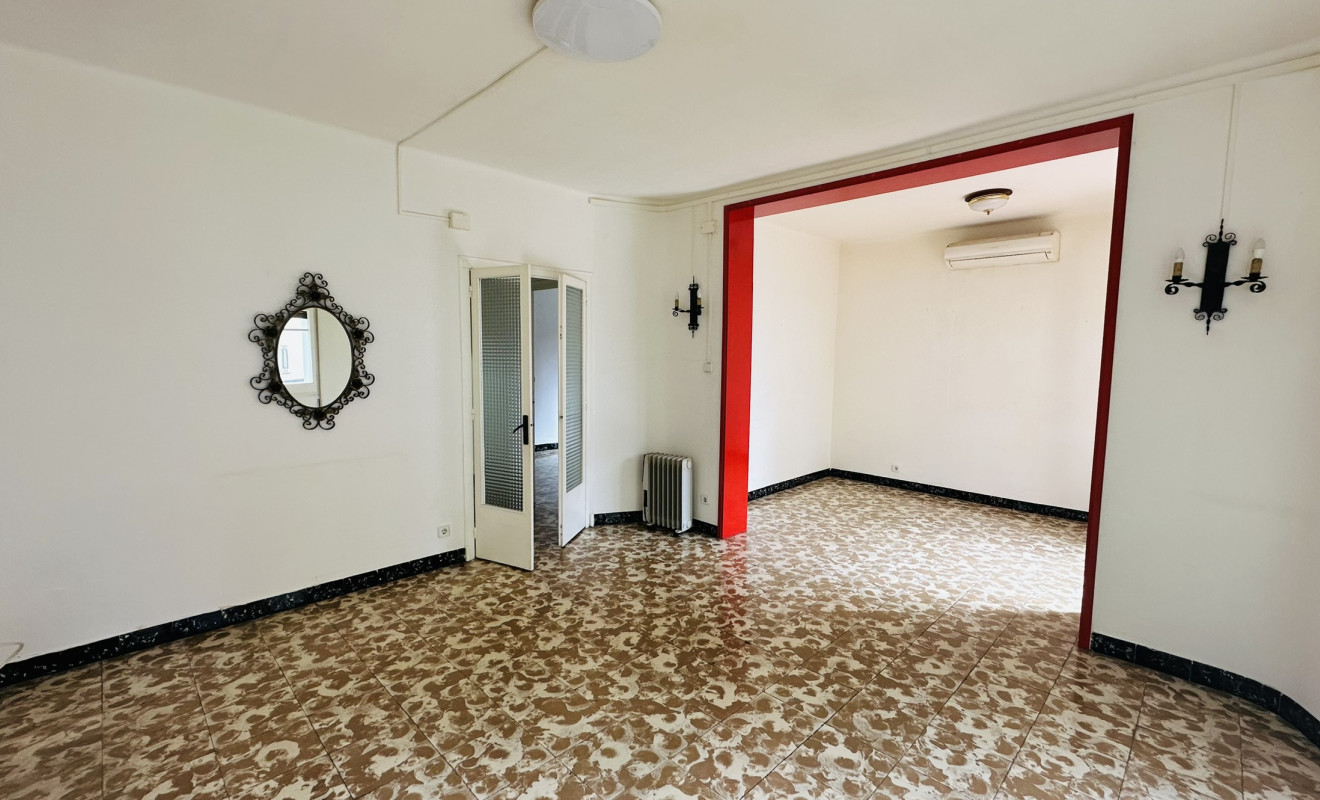 Reventa - Apartamento / piso - Cornellà de Llobregat - Gavarra