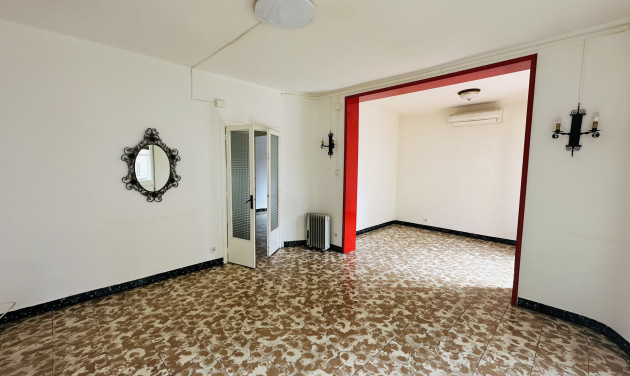 Reventa - Apartamento / piso - Cornellà de Llobregat - Gavarra