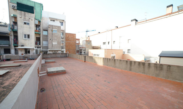 Herverkoop - Local comercial - Cornellà de Llobregat - Riera