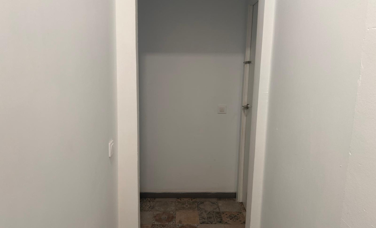 Herverkoop - Loft - Barcelona - Sant Martí / El Camp de l'Arpa