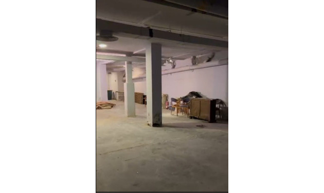 Herverkoop - Loft - Barcelona - Sant Martí / El Camp de l'Arpa