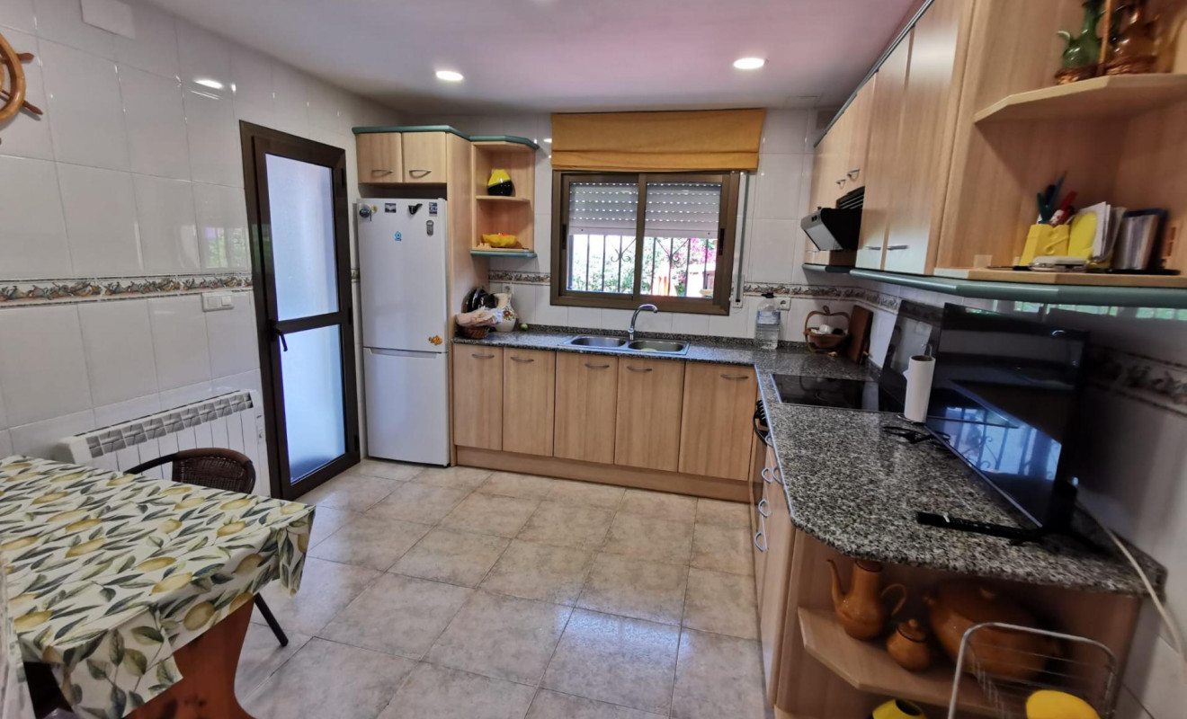 Reventa - Unifamiliar adosada - Creixell