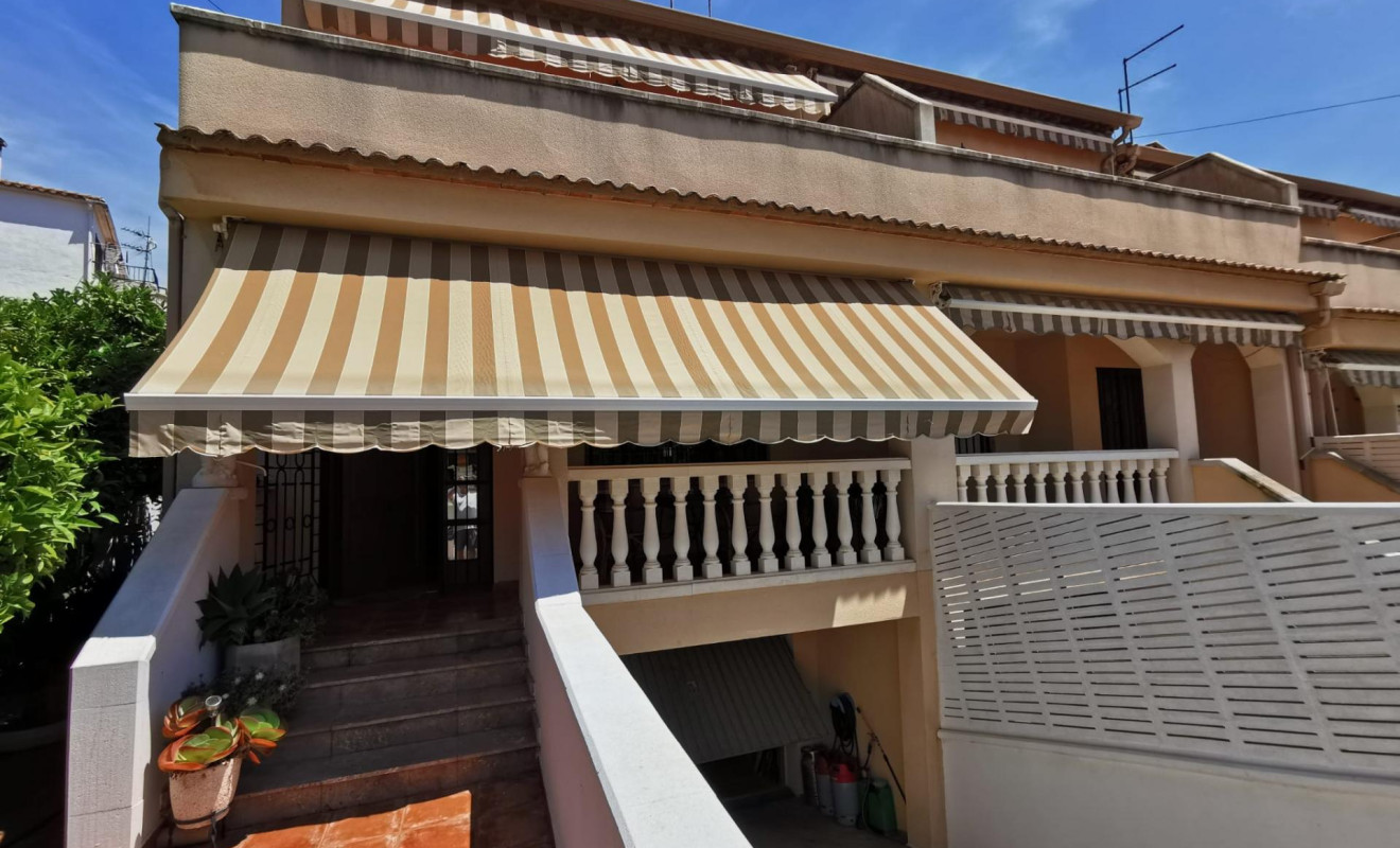 Reventa - Unifamiliar adosada - Creixell