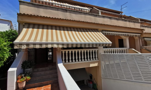 Reventa - Unifamiliar adosada - Creixell