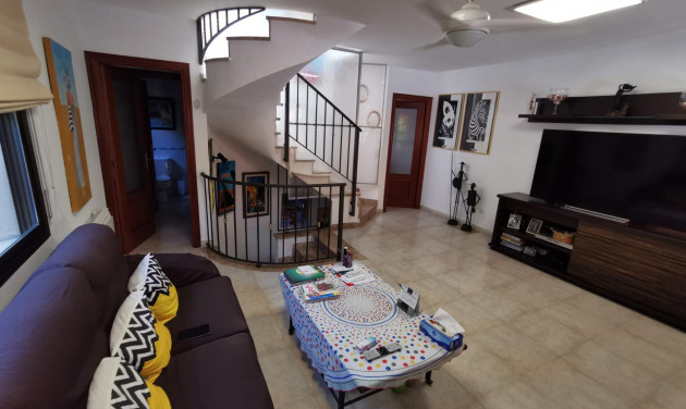 Reventa - Unifamiliar adosada - Creixell