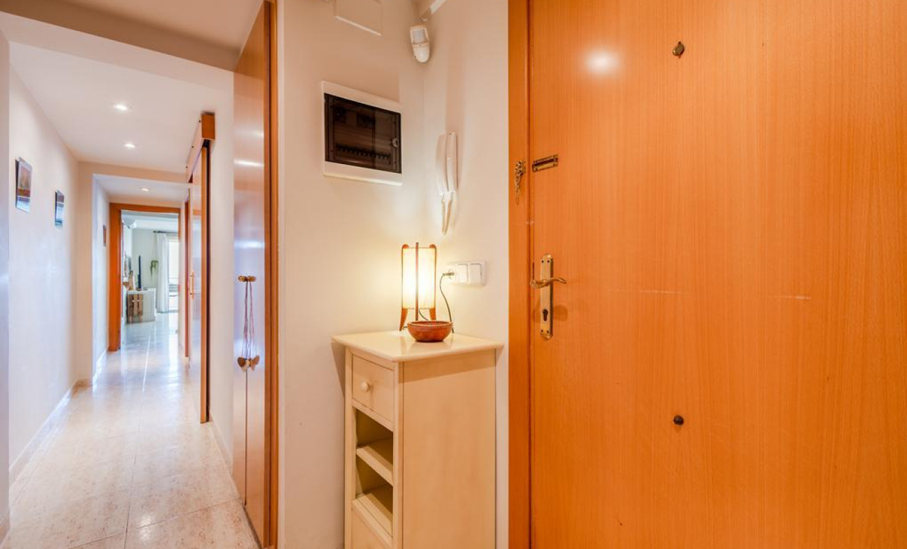 Resale - Apartment / flat - Sant Antoni de Calonge - Zona centre