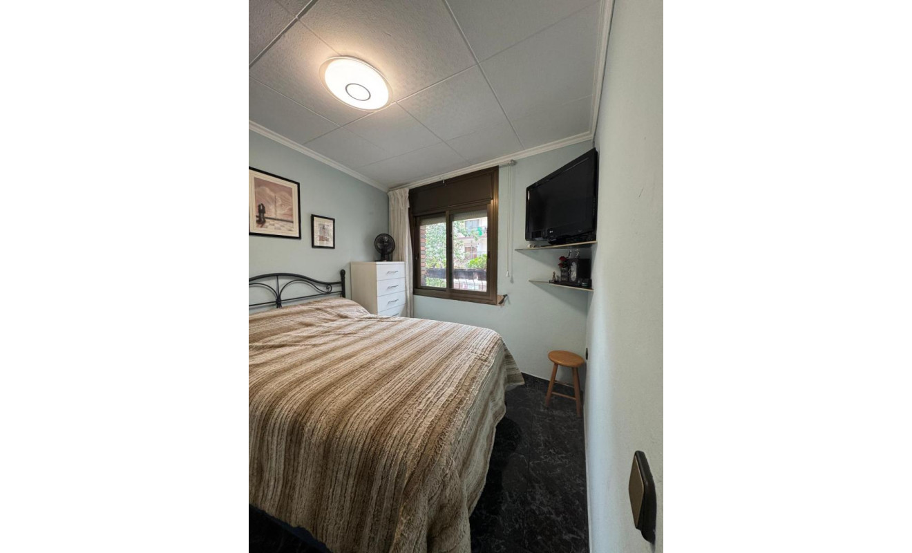 Reventa - Apartamento / piso - Santa Coloma de Gramenet - Santa Rosa