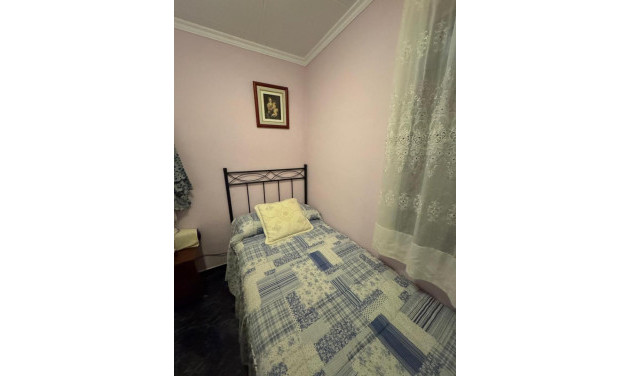Reventa - Apartamento / piso - Santa Coloma de Gramenet - Santa Rosa