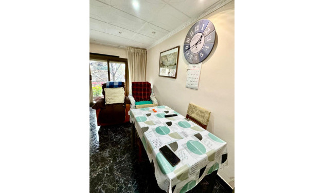 Reventa - Apartamento / piso - Santa Coloma de Gramenet - Santa Rosa