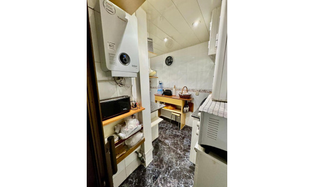 Reventa - Apartamento / piso - Santa Coloma de Gramenet - Santa Rosa