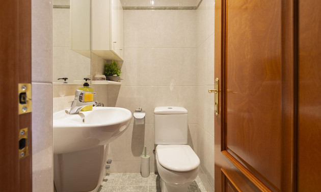 Resale - Villa - Barcelona - Sant Andreu