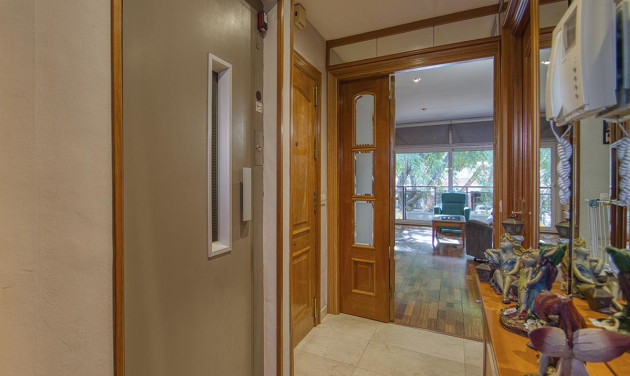 Resale - Villa - Barcelona - Sant Andreu