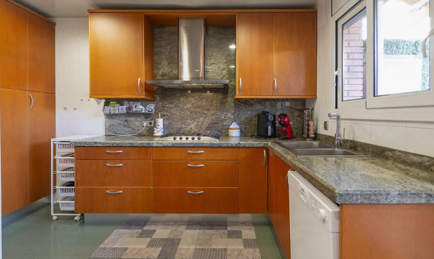 Resale - Villa - Barcelona - Sant Andreu