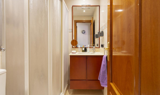 Resale - Villa - Barcelona - Sant Andreu