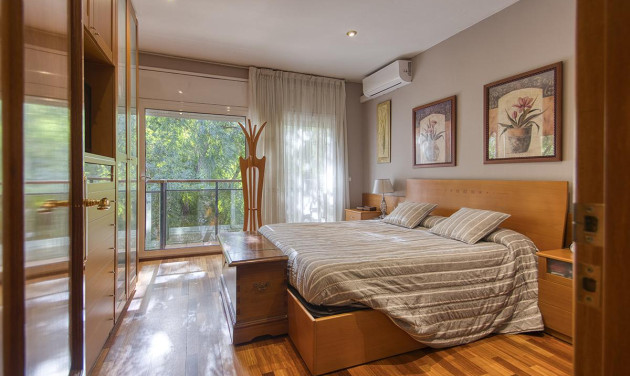 Resale - Villa - Barcelona - Sant Andreu