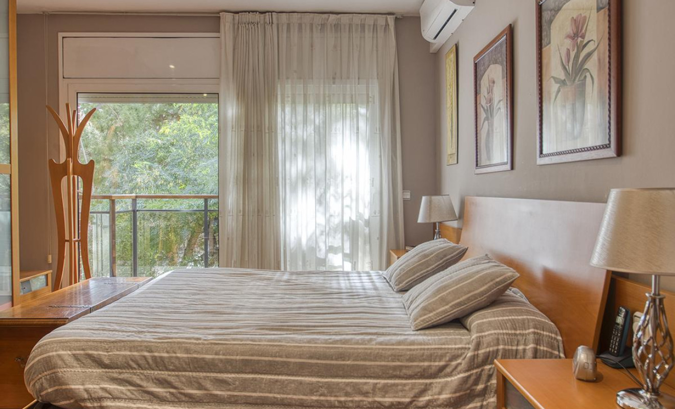 Resale - Villa - Barcelona - Sant Andreu