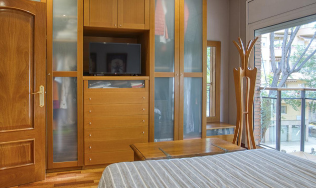 Resale - Villa - Barcelona - Sant Andreu