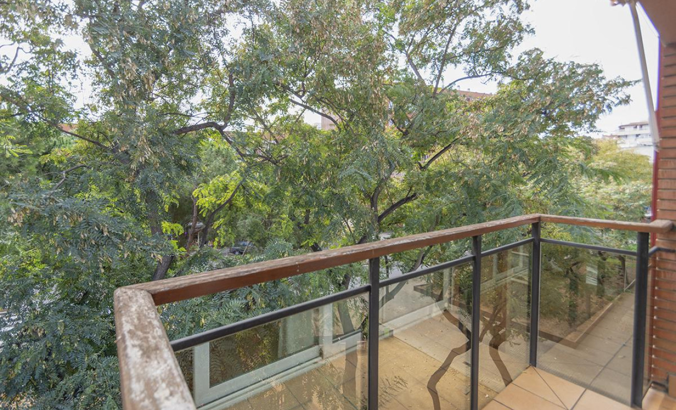 Resale - Villa - Barcelona - Sant Andreu