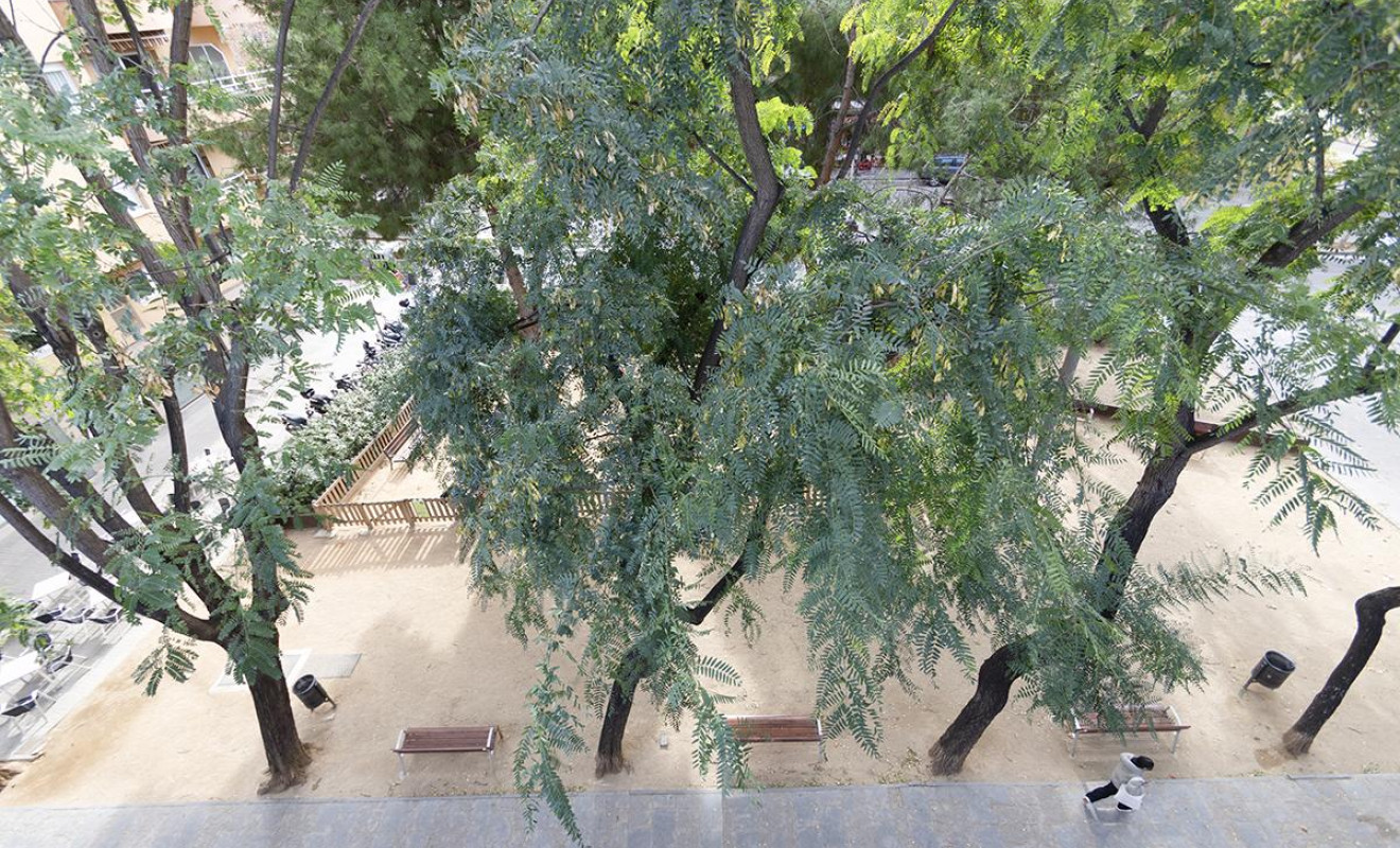 Resale - Villa - Barcelona - Sant Andreu