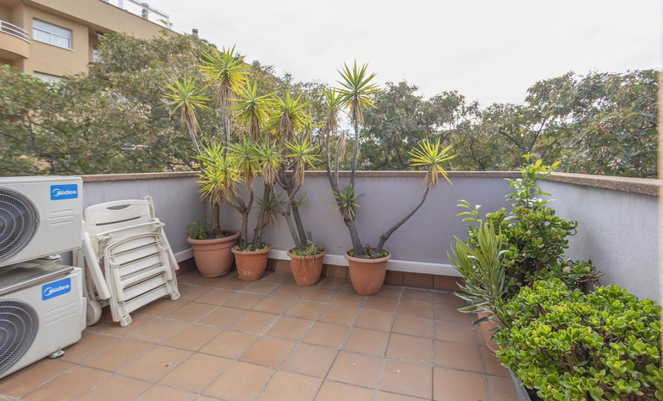 Resale - Villa - Barcelona - Sant Andreu