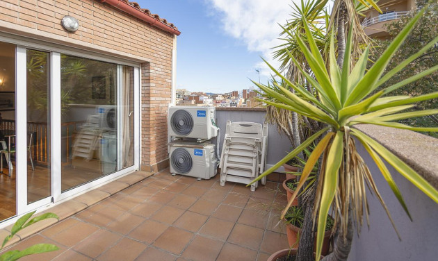 Resale - Villa - Barcelona - Sant Andreu
