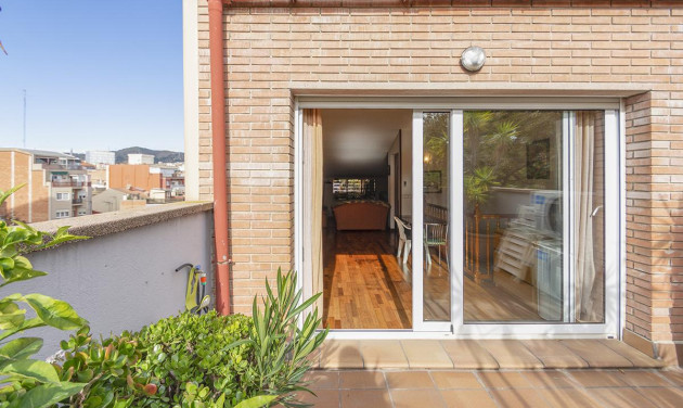 Resale - Villa - Barcelona - Sant Andreu