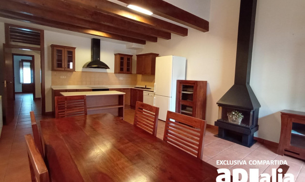 Reventa - Casa de pueblo - Castellar del Vallès