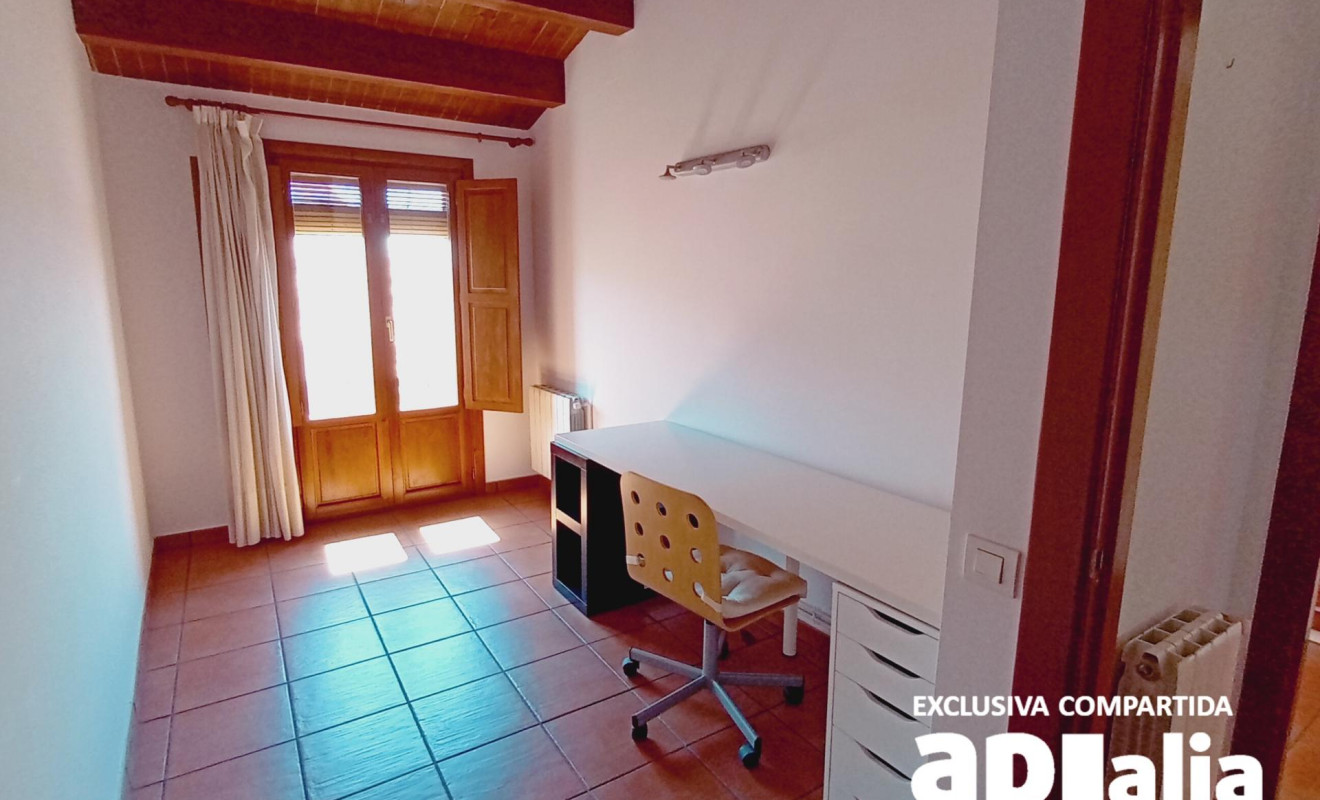Reventa - Casa de pueblo - Castellar del Vallès