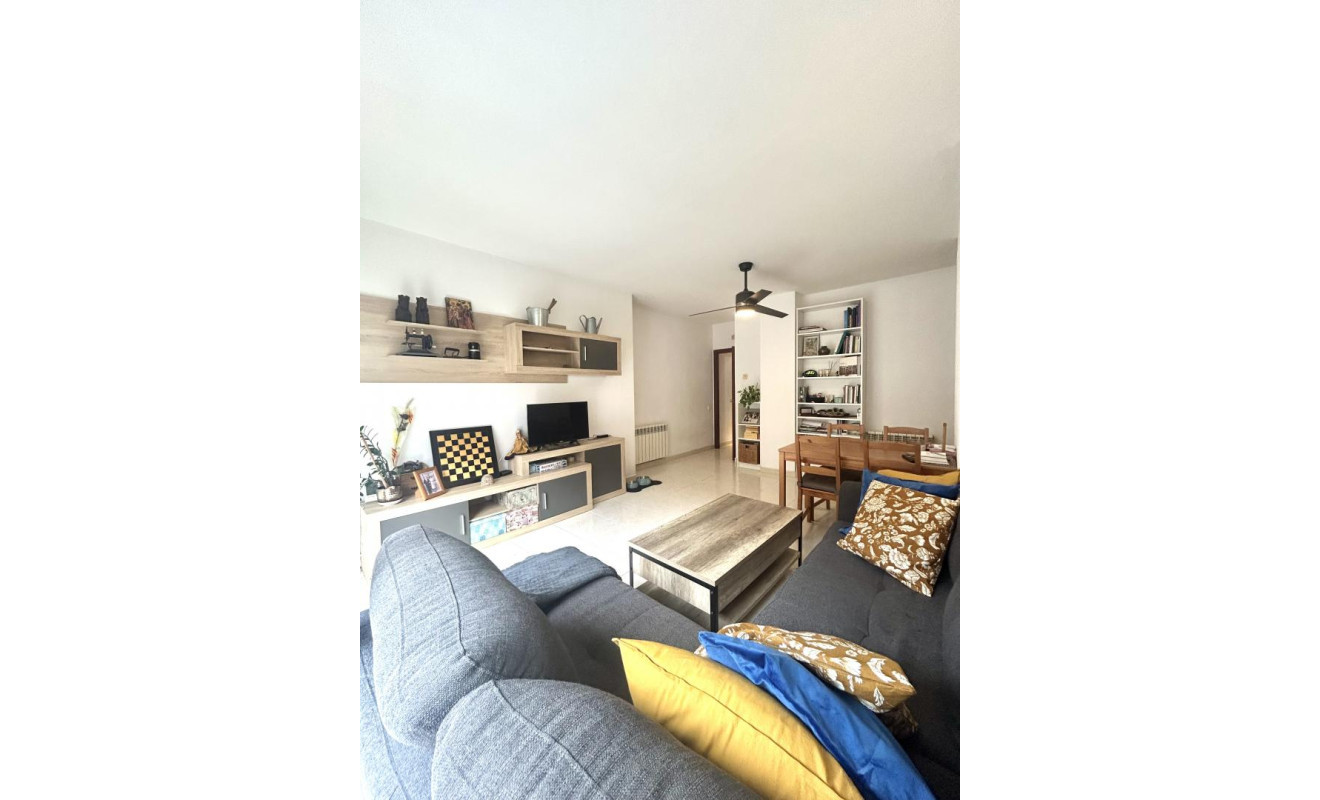 Resale - Apartment / flat - Sabadell - Centro