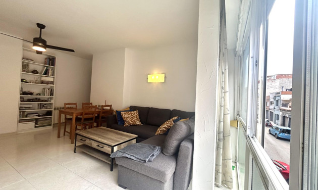 Resale - Apartment / flat - Sabadell - Centro