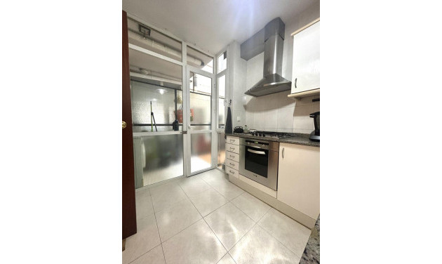 Resale - Apartment / flat - Sabadell - Centro
