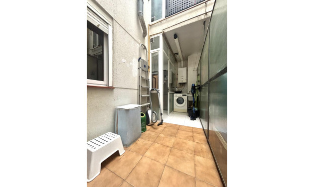Resale - Apartment / flat - Sabadell - Centro