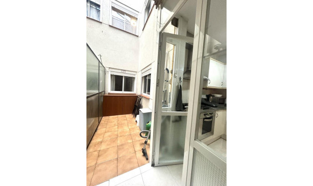 Resale - Apartment / flat - Sabadell - Centro
