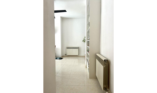 Resale - Apartment / flat - Sabadell - Centro