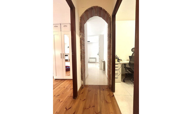Resale - Apartment / flat - Sabadell - Centro