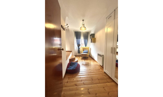 Resale - Apartment / flat - Sabadell - Centro