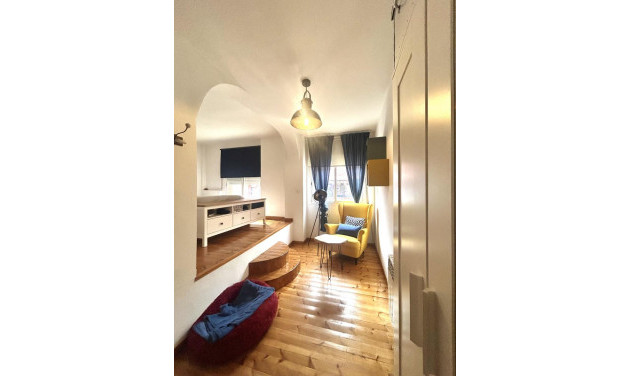 Resale - Apartment / flat - Sabadell - Centro