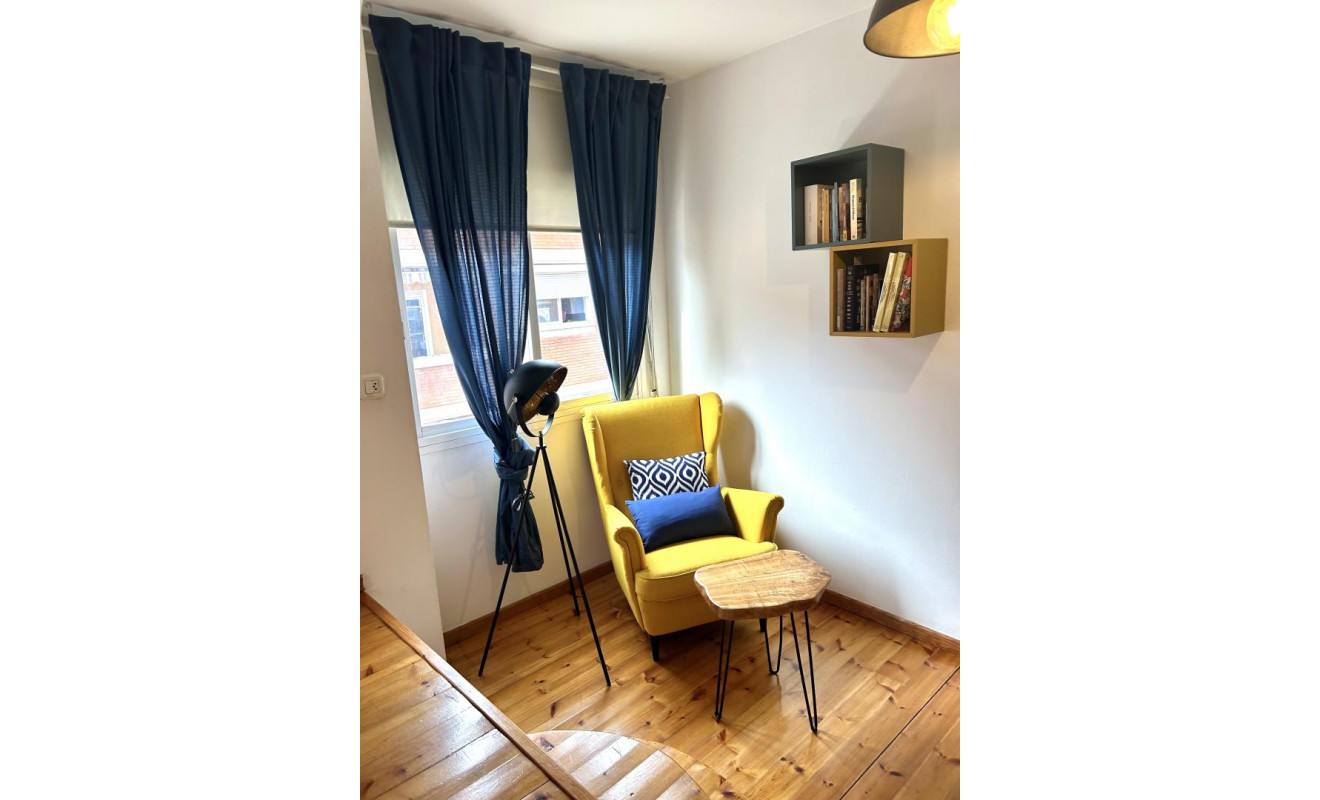Resale - Apartment / flat - Sabadell - Centro
