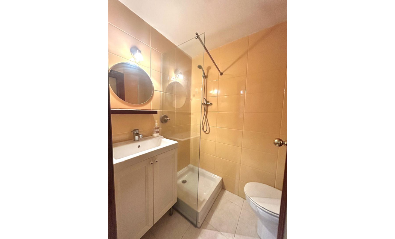 Resale - Apartment / flat - Sabadell - Centro