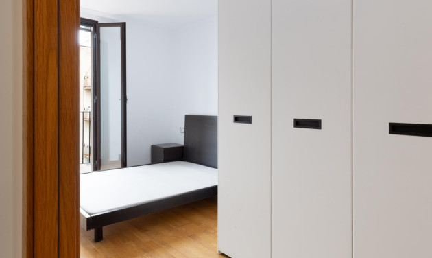 Herverkoop - Appartement / flat - Barcelona - Ciutat Vella / Barri Gòtic