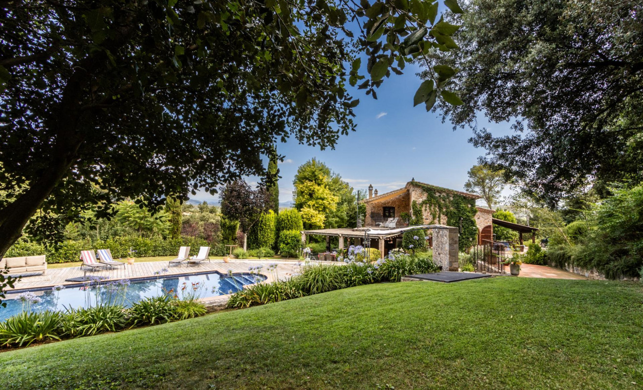 Herverkoop - Boerderijen - Esponellà