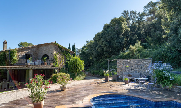 Herverkoop - Boerderijen - Esponellà