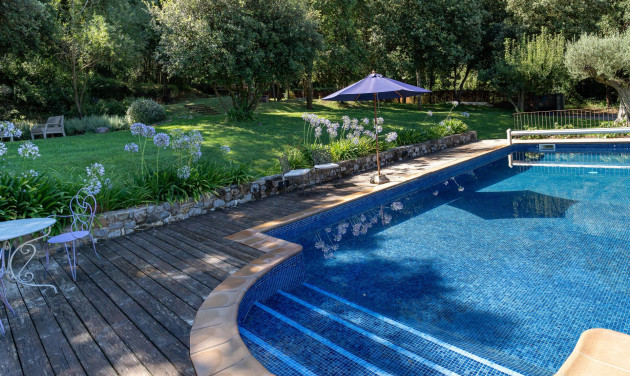 Herverkoop - Boerderijen - Esponellà