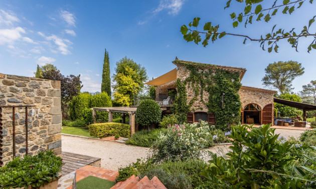 Herverkoop - Boerderijen - Esponellà