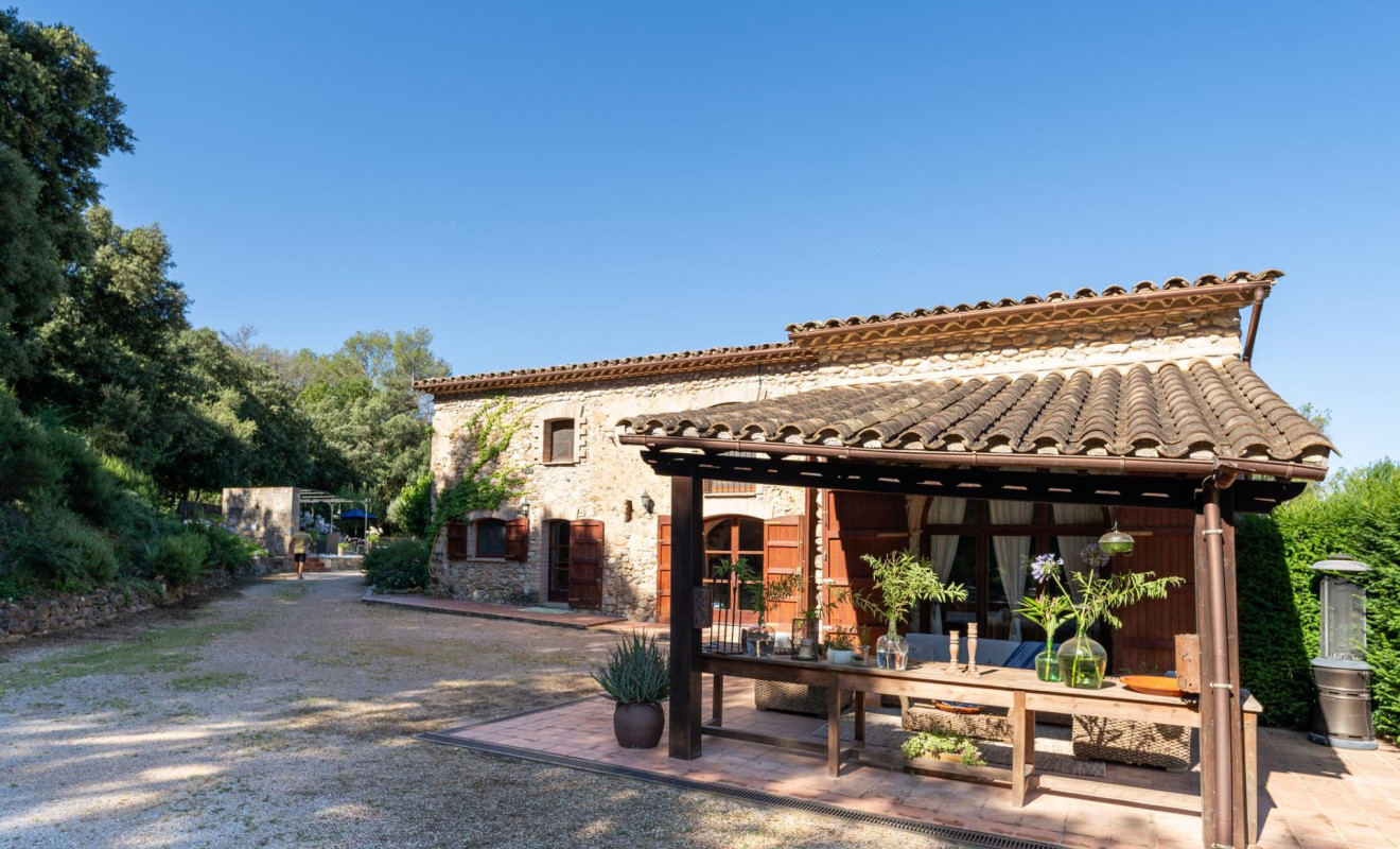 Herverkoop - Boerderijen - Esponellà