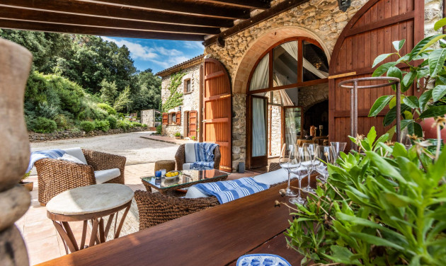 Herverkoop - Boerderijen - Esponellà