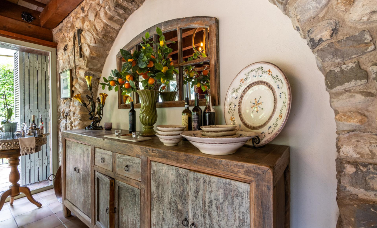 Herverkoop - Boerderijen - Esponellà