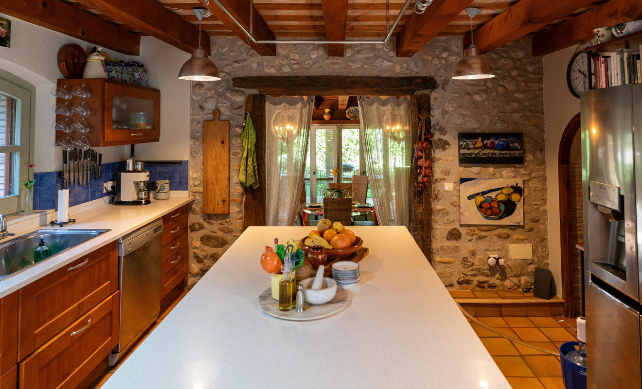 Herverkoop - Boerderijen - Esponellà